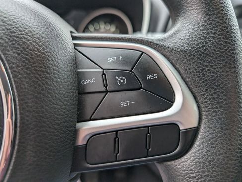 Used 2018 Jeep Compass Sport AWD/4WD image 21