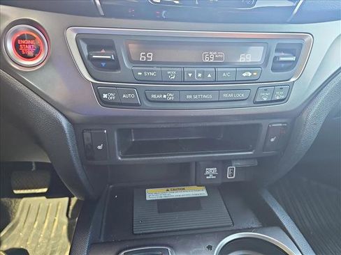 Used 2021 Honda Pilot Special Edition image 21