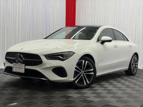 Used 2024 Mercedes-Benz CLA 250 4MATIC image 4