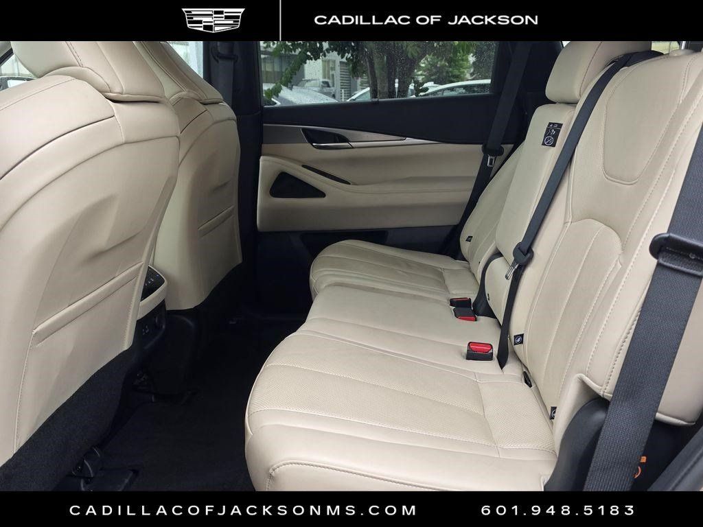 Used 2023 INFINITI QX60 Luxe w/ Cargo Package AWD/4WD image 18