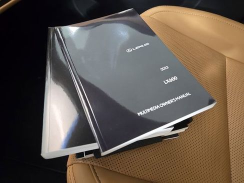 Used 2023 Lexus LX 600 4WD w/ Interior Upgrade Package image 28