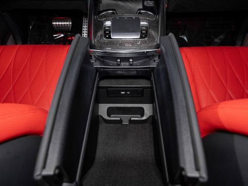 Used 2025 Mercedes-Benz G 63 AMG 4MATIC image 26