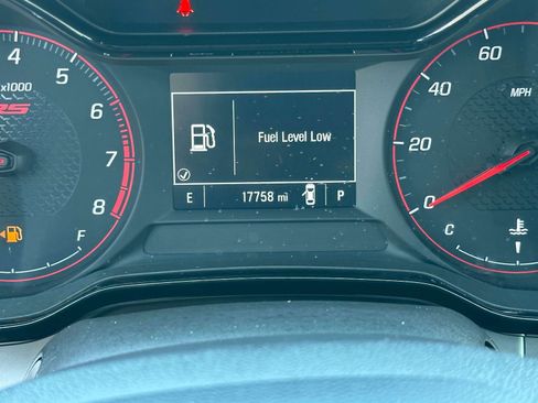 Used 2024 Chevrolet Trax RS image 23