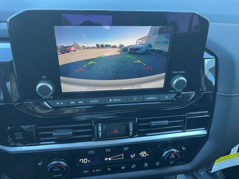 New 2025 Nissan Pathfinder SV image 14