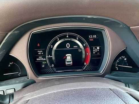 Used 2018 Lexus LS 500 w/ Accessory Package (Z2) image 21