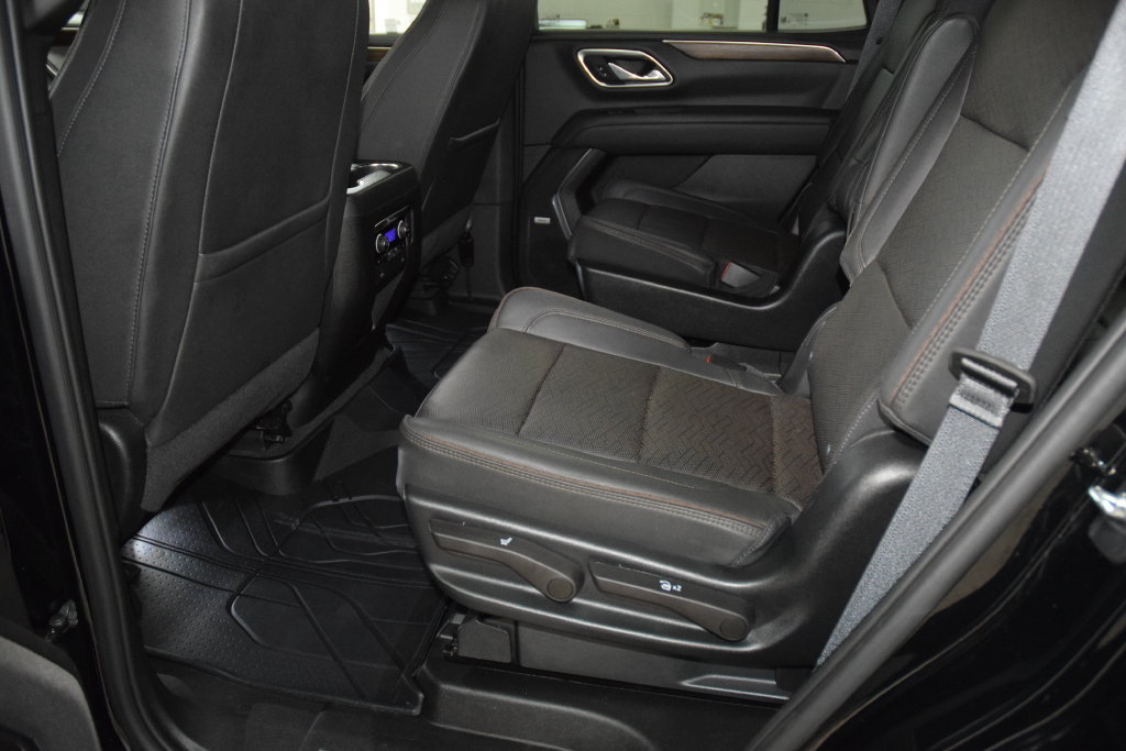 Used 2023 Chevrolet Tahoe High Country AWD/4WD image 42