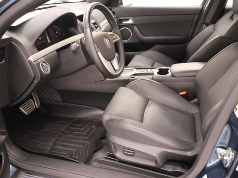Used 2009 Pontiac G8 GT w/ Premium Package RWD image 8