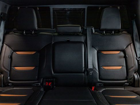 Used 2021 GMC Sierra 2500 AT4 w/ AT4 Premium Plus Package image 24