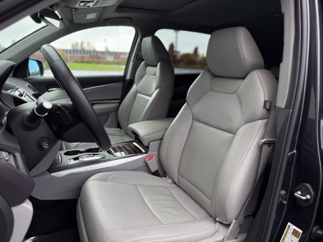 Used 2016 Acura MDX w/ Technology Package AWD/4WD image 9