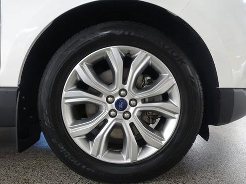 Used 2020 Ford Edge Titanium AWD/4WD image 27