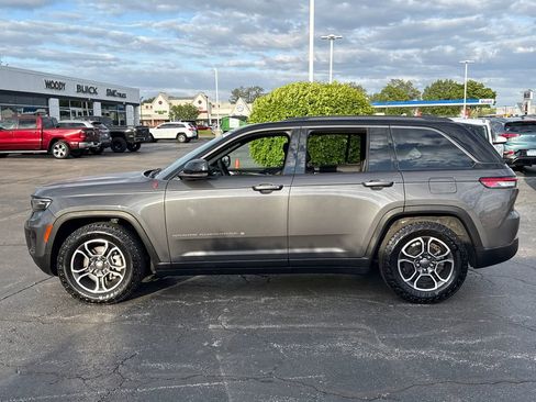 Used 2022 Jeep Grand Cherokee Trailhawk AWD/4WD image 7