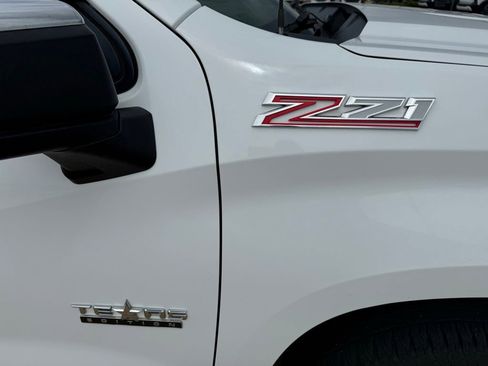 Used 2020 Chevrolet Silverado 1500 LT w/ Texas Edition AWD/4WD image 8
