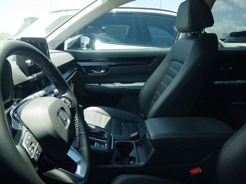 Used 2026 Honda CR-V EX-L image 7