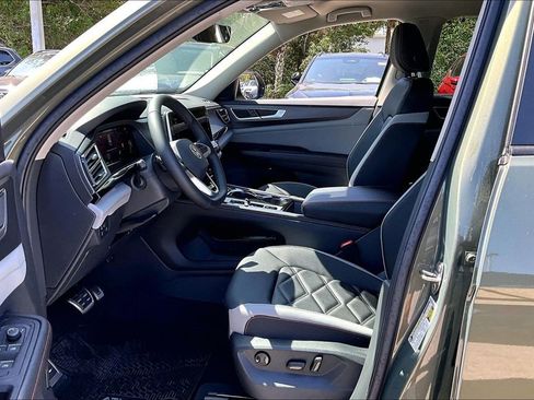 New 2026 Volkswagen Atlas Peak Edition AWD/4WD image 21