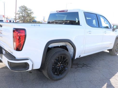 New 2026 GMC Sierra 1500 Elevation image 7