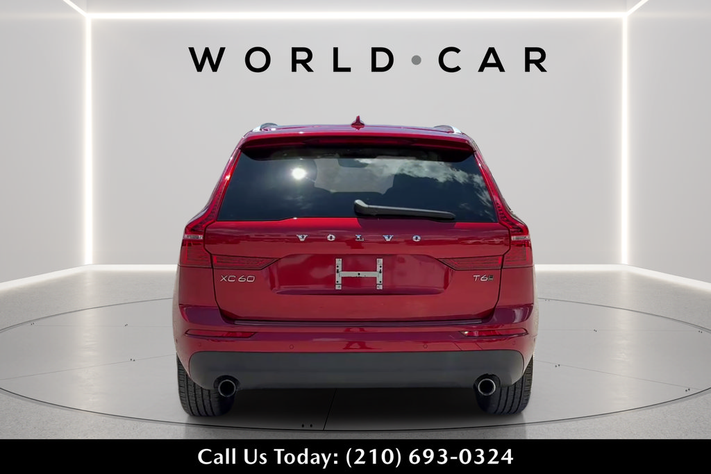 Used 2019 Volvo XC60 T6 Momentum w/ Multimedia Package AWD/4WD image 4