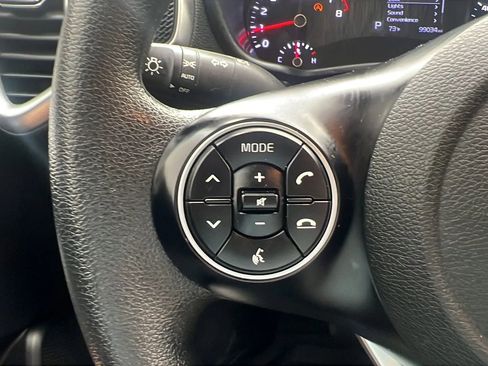 Used 2020 Kia Soul LX image 14