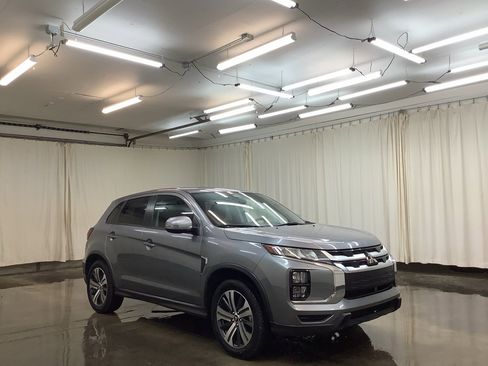 Used 2024 Mitsubishi Outlander Sport AWD image 4