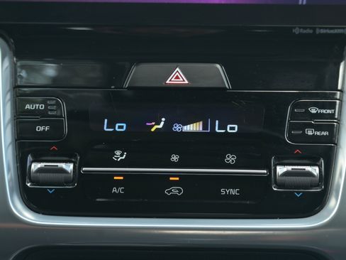 Used 2023 Kia Sorento SX FWD image 15