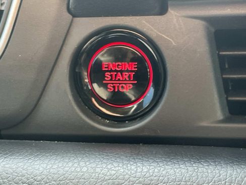 Used 2025 Honda Pilot EX-L image 21