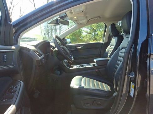 Used 2022 Ford Edge SEL w/ Sport Appearance Package image 15