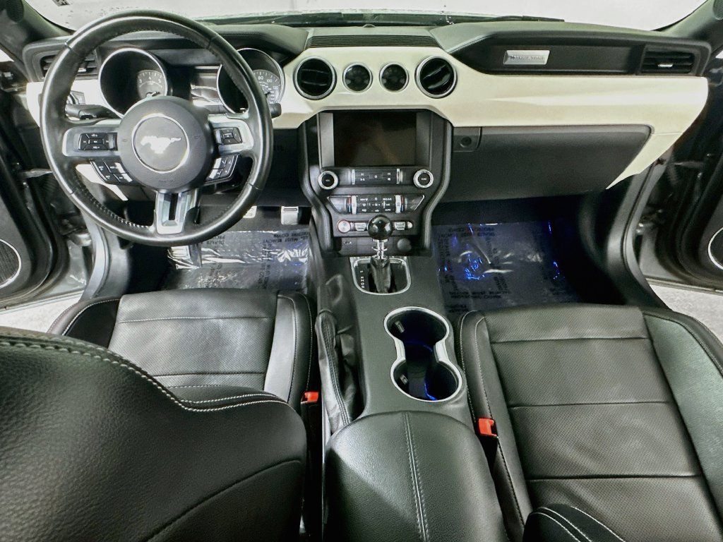 Used 2022 Ford Mustang GT Premium w/ GT Performance Package RWD image 18
