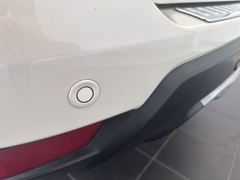 Used 2020 Nissan Rogue SV FWD image 10