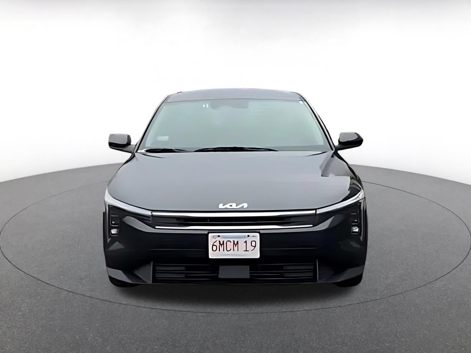 Used 2026 Kia K4 FWD image 3