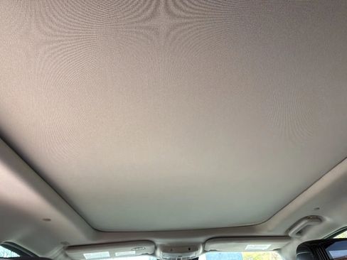 Used 2018 Ford Expedition Platinum image 31