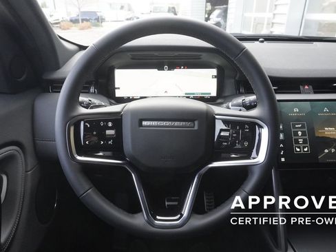 Used 2025 Land Rover Discovery Sport Dynamic SE image 10