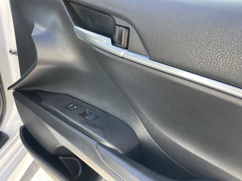 Used 2023 Toyota Camry LE image 29