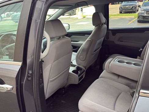 Used 2019 Honda Odyssey EX image 25