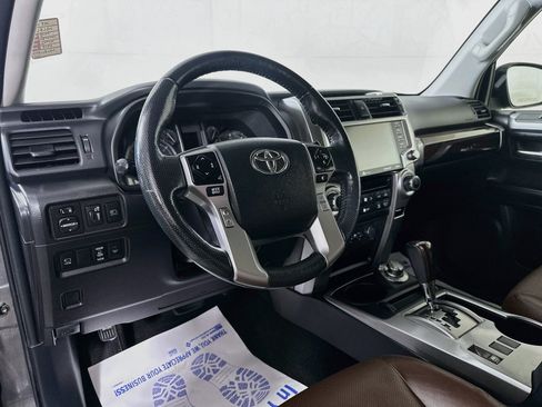 Used 2023 Toyota 4Runner Limited AWD/4WD image 9