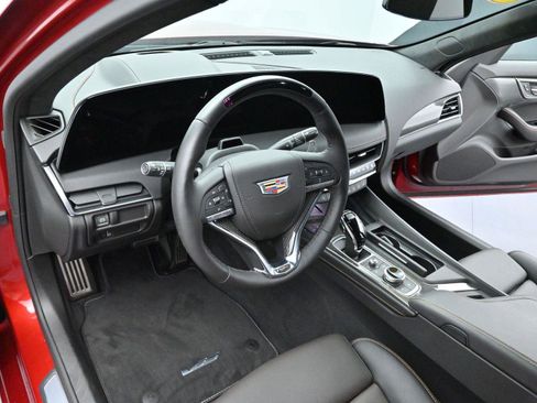 Certified 2025 Cadillac CT5 V image 17