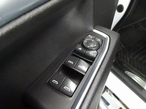 Certified 2022 GMC Sierra 1500 SLT w/ SLT Premium Plus Package image 11