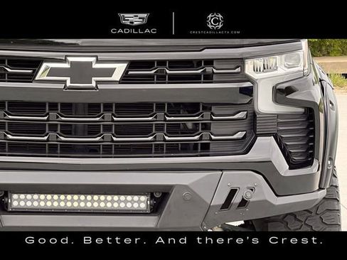 Used 2022 Chevrolet Silverado 1500 LT Trail Boss w/ Convenience Package II image 9