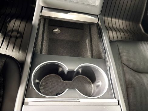 Used 2024 Tesla Model 3 Standard Range RWD image 15