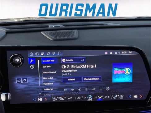 New 2026 Chevrolet Traverse RS image 14