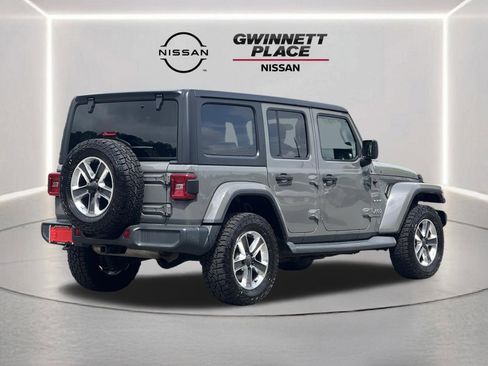 Used 2019 Jeep Wrangler Unlimited Sahara w/ Cold Weather Group AWD/4WD image 26