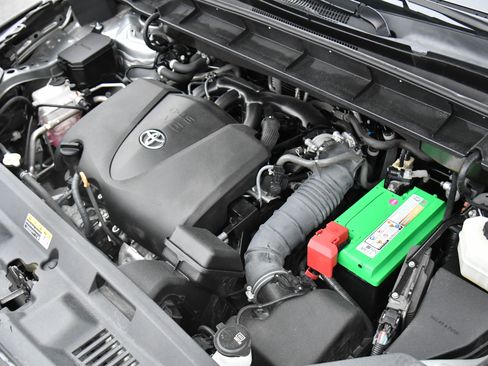 Used 2022 Toyota Highlander XSE image 49