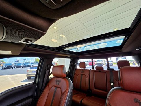 Used 2018 Ford F150 King Ranch w/ Equipment Group 601A Luxury AWD/4WD image 72