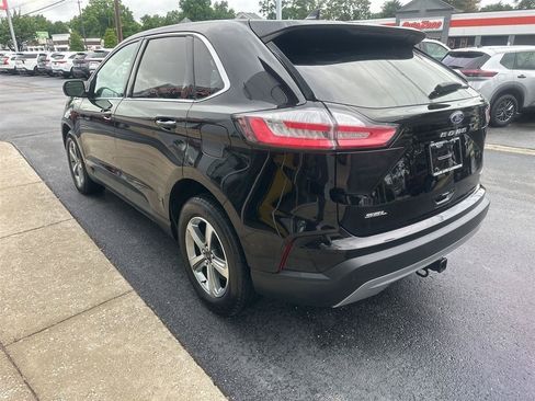 Used 2024 Ford Edge SEL w/ Convenience Package AWD/4WD image 5