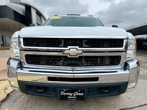 Used 2010 Chevrolet Silverado 3500 LTZ w/ LTZ Plus Package AWD/4WD image 2
