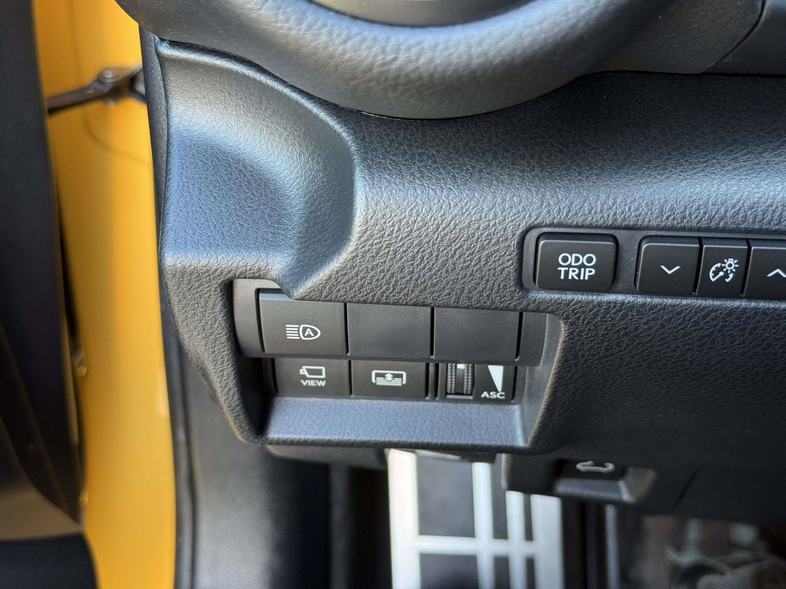 Used 2025 Lexus IS 500 RWD image 23