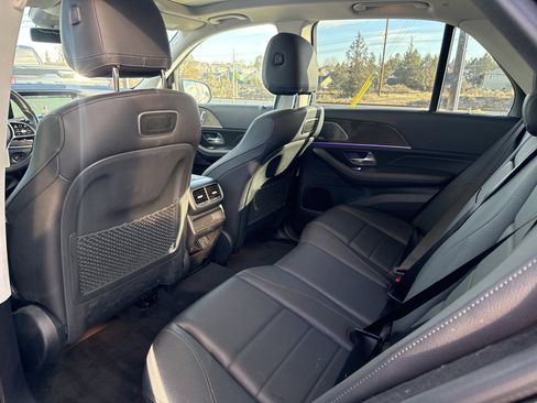 Used 2020 Mercedes-Benz GLE 350 4MATIC image 3