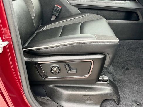 Used 2025 RAM 1500 Limited image 15