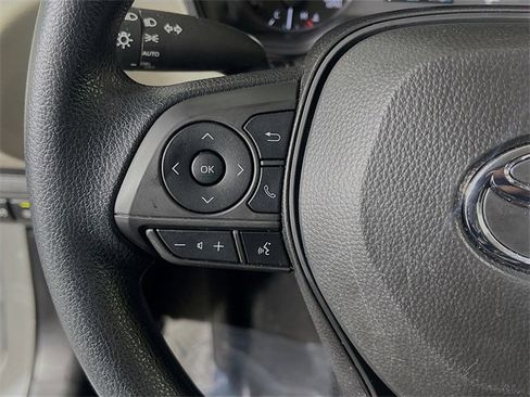 Used 2025 Toyota Corolla LE image 16