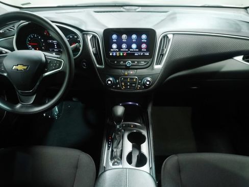 Used 2024 Chevrolet Malibu LT FWD image 14