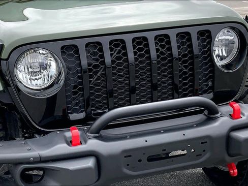 Used 2023 Jeep Gladiator Sport image 28