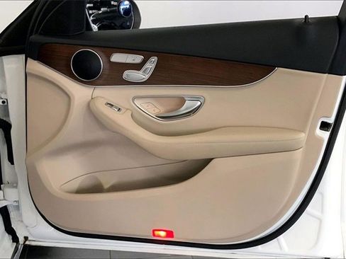 Used 2021 Mercedes-Benz C 300 Sedan image 24